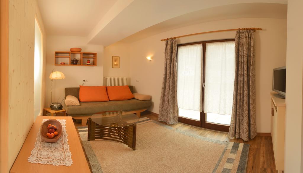 Apartments Rezia أورتيسايْ الغرفة الصورة